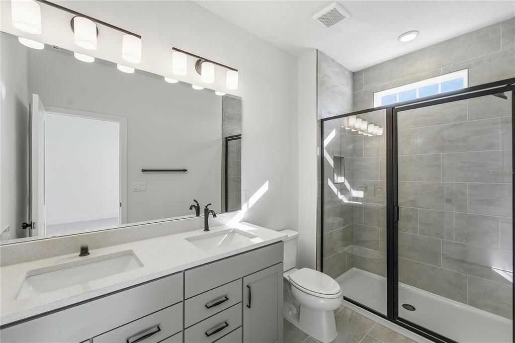 For Rent: $3,490 (4 beds, 3 baths, 1881 Square Feet)