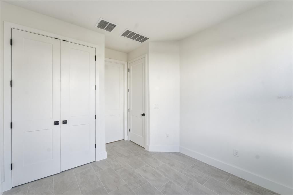 For Rent: $3,490 (4 beds, 3 baths, 1881 Square Feet)