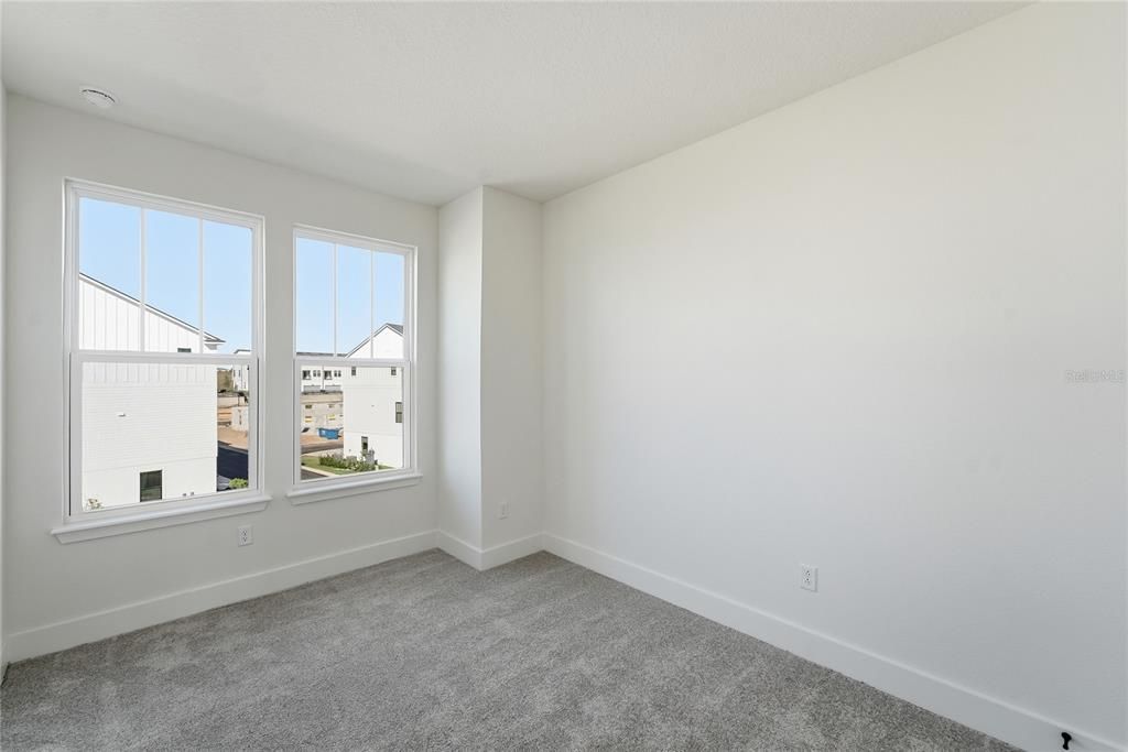 For Rent: $3,490 (4 beds, 3 baths, 1881 Square Feet)