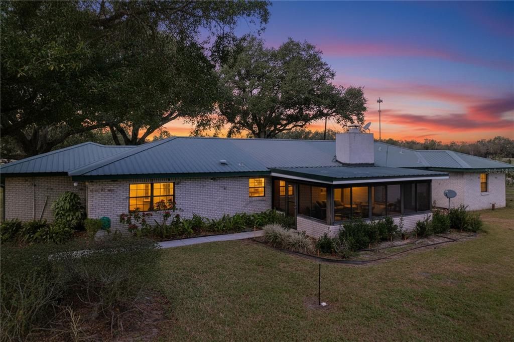 待售: $1,290,000 (4 贝兹, 3 浴室, 2374 平方英尺)