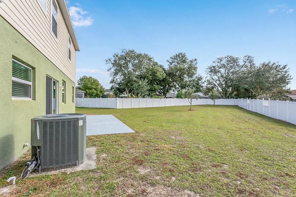 For Sale: $350,000 (5 beds, 2 baths, 2242 Square Feet)