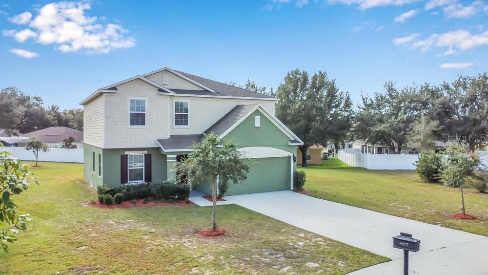 For Sale: $350,000 (5 beds, 2 baths, 2242 Square Feet)