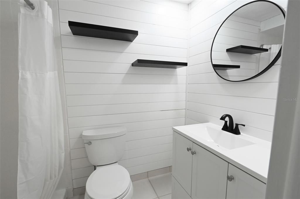 En Venta: $550,000 (4 camas, 2 baños, 1766 Pies cuadrados)