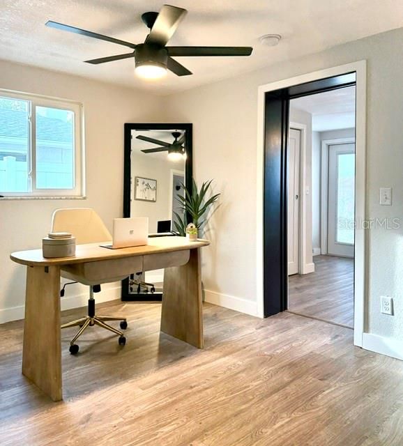 En Venta: $550,000 (4 camas, 2 baños, 1766 Pies cuadrados)