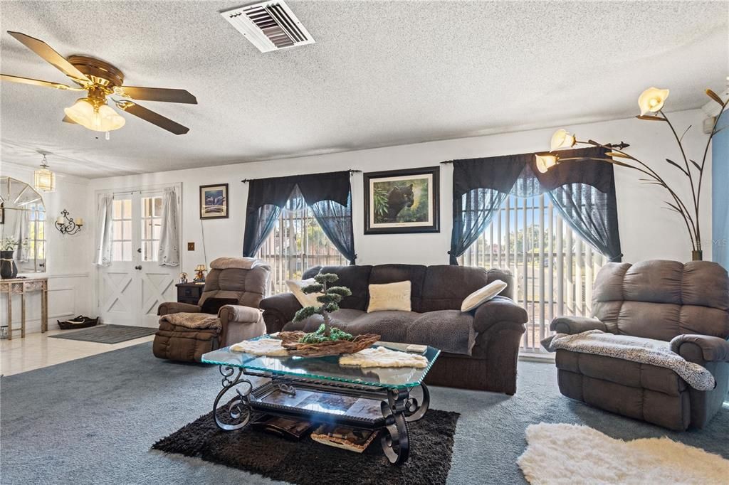 На продажу: $279,000 (2 спален, 2 ванн, 1519 Квадратных фут)