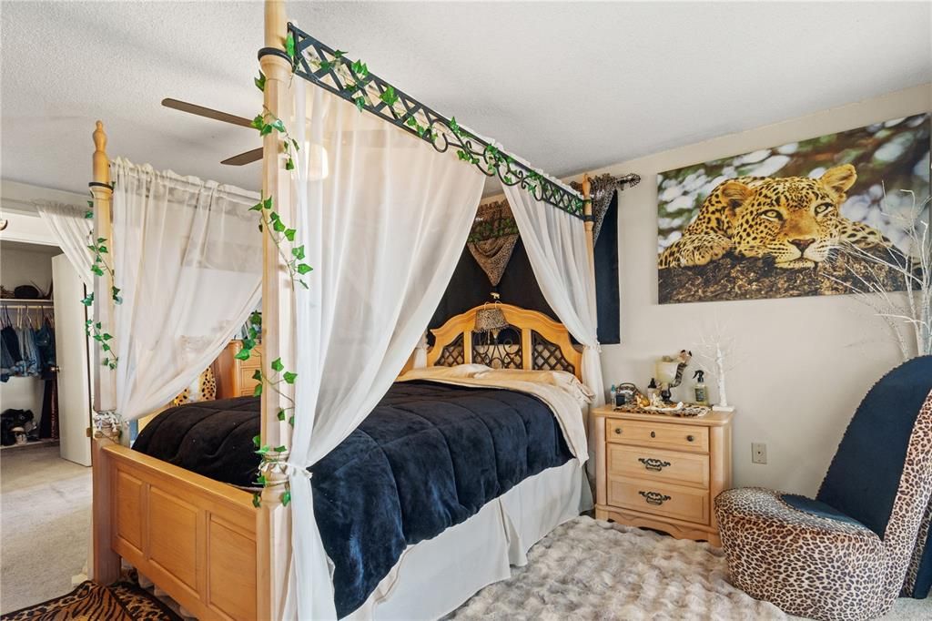 На продажу: $279,000 (2 спален, 2 ванн, 1519 Квадратных фут)