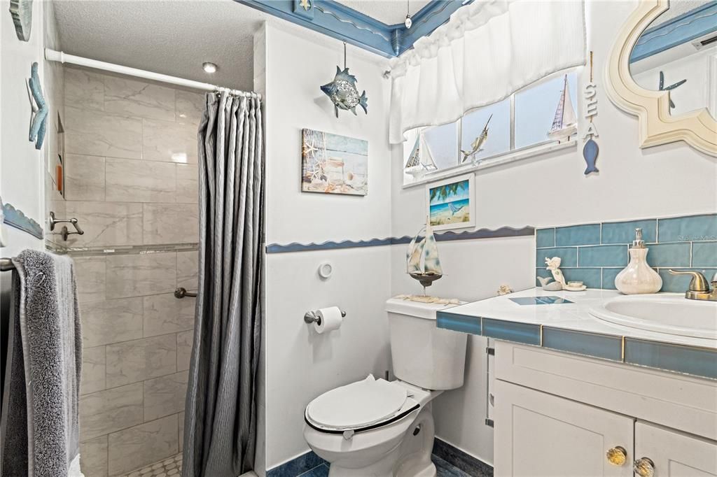 На продажу: $279,000 (2 спален, 2 ванн, 1519 Квадратных фут)