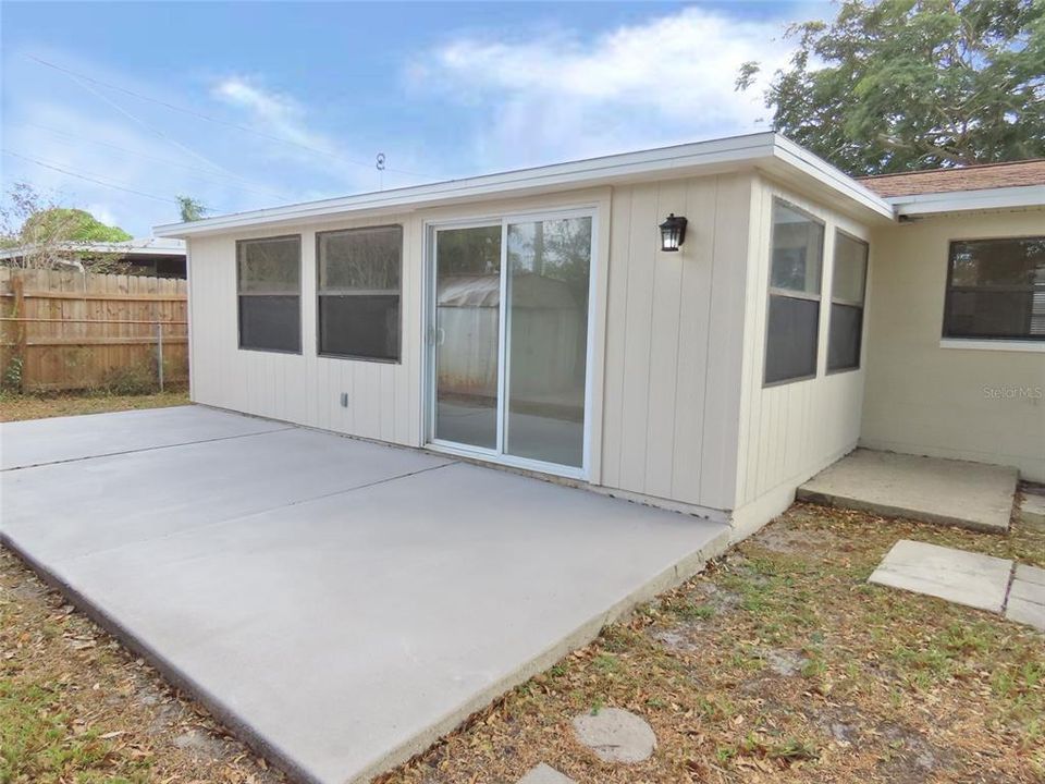 For Sale: $424,900 (4 beds, 2 baths, 1348 Square Feet)