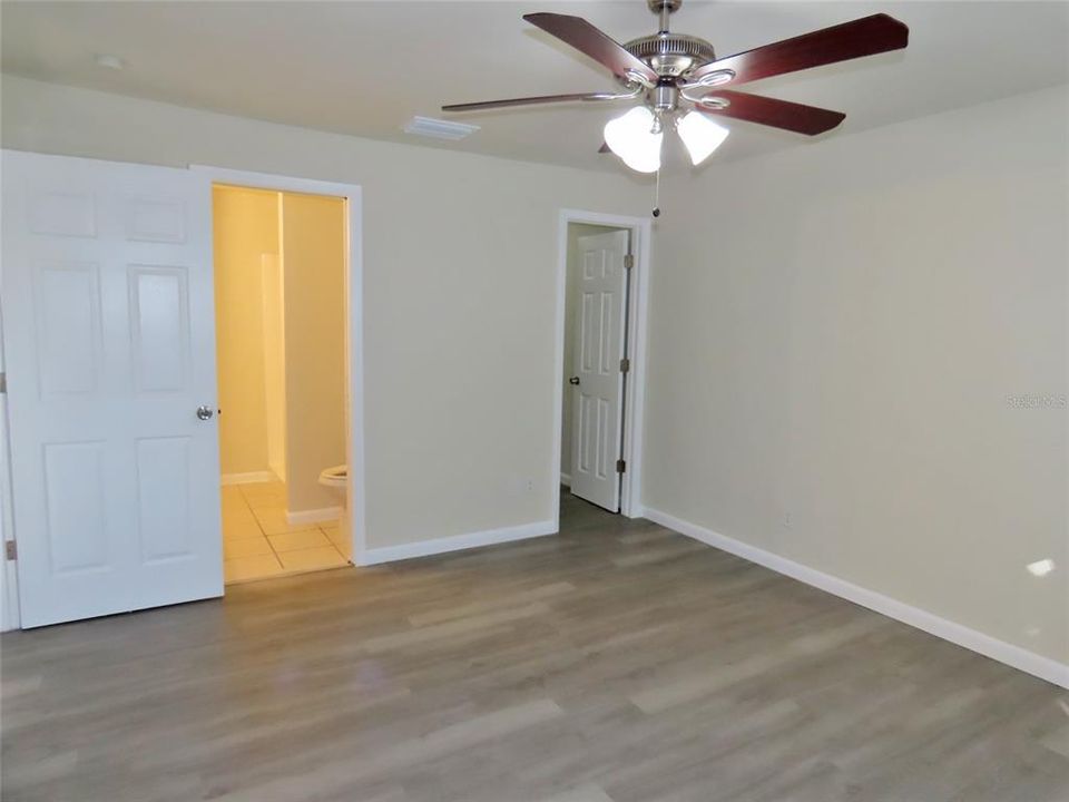 For Sale: $424,900 (4 beds, 2 baths, 1348 Square Feet)