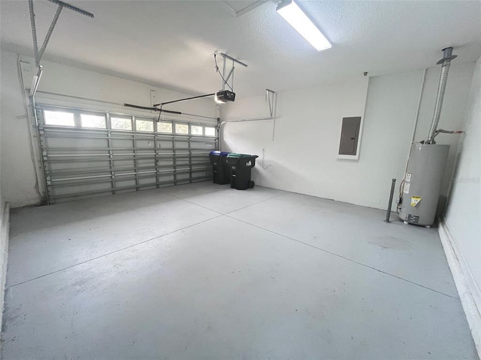 For Rent: $3,700 (4 beds, 3 baths, 2854 Square Feet)