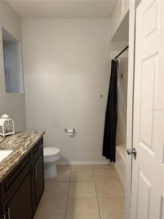 For Rent: $2,050 (2 beds, 2 baths, 1051 Square Feet)