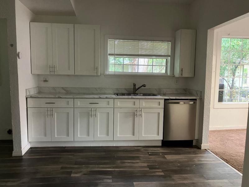 En Venta: $190,000 (3 camas, 2 baños, 1312 Pies cuadrados)