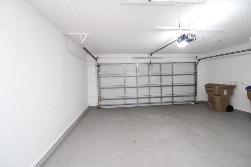 For Rent: $1,600 (3 beds, 2 baths, 1170 Square Feet)