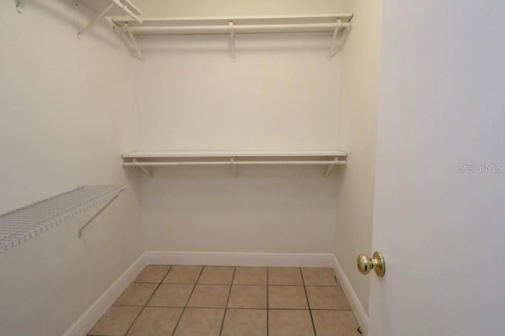 For Rent: $1,600 (3 beds, 2 baths, 1170 Square Feet)