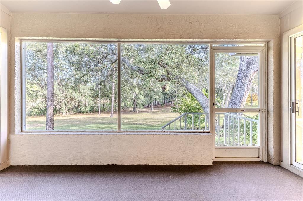 For Sale: $199,000 (2 beds, 2 baths, 1366 Square Feet)