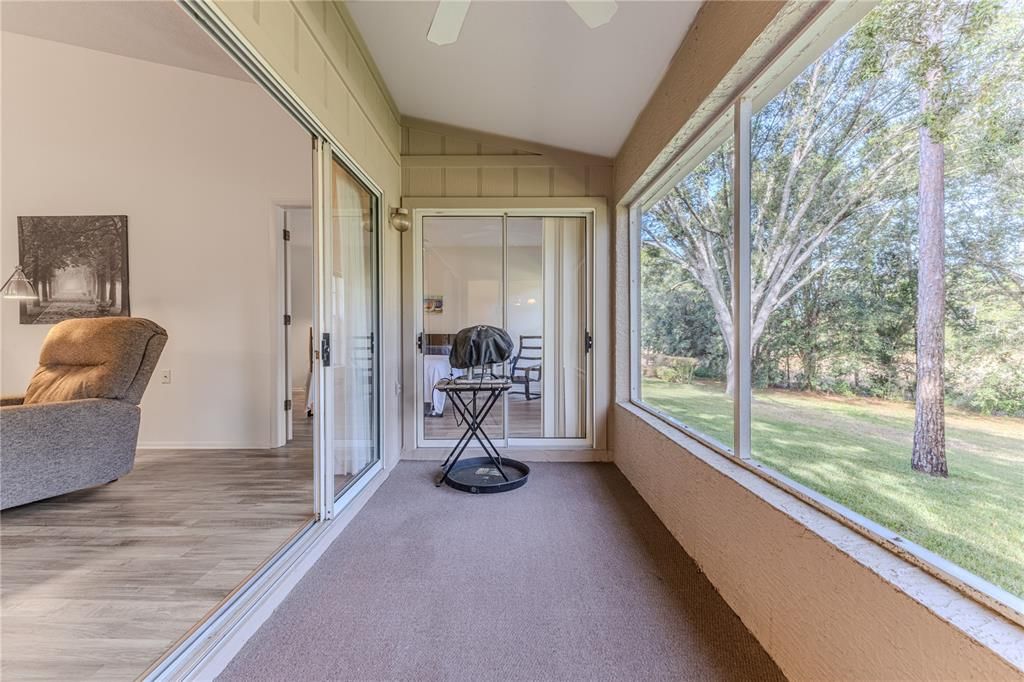 For Sale: $199,000 (2 beds, 2 baths, 1366 Square Feet)