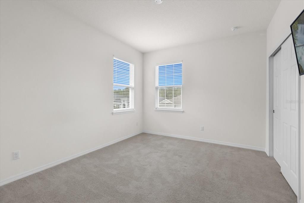 For Sale: $560,000 (4 beds, 3 baths, 2705 Square Feet)