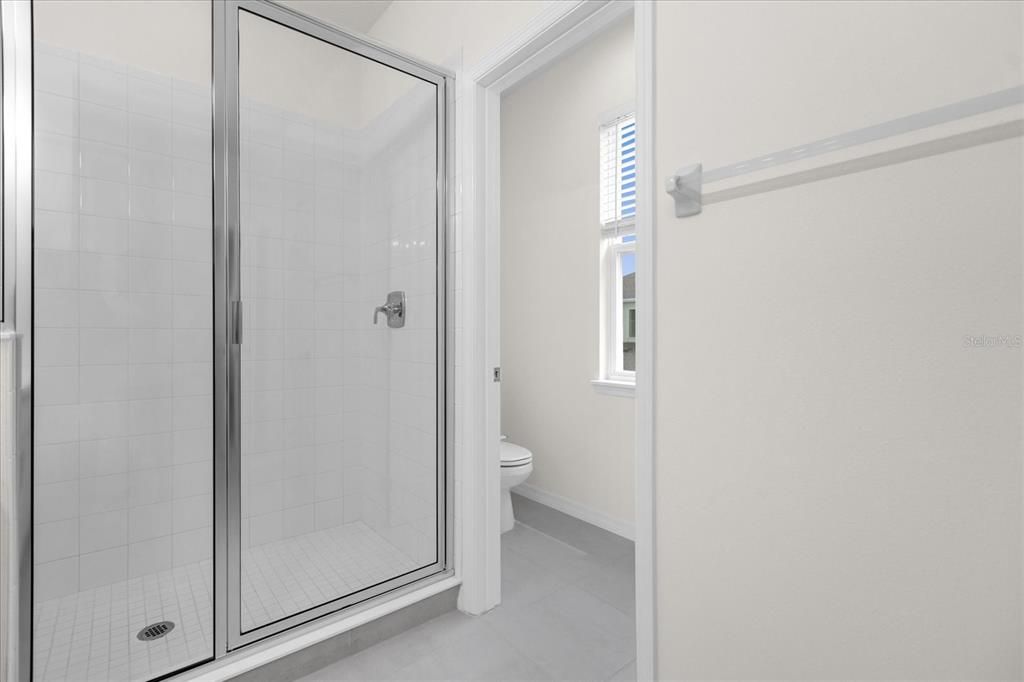 For Sale: $560,000 (4 beds, 3 baths, 2705 Square Feet)