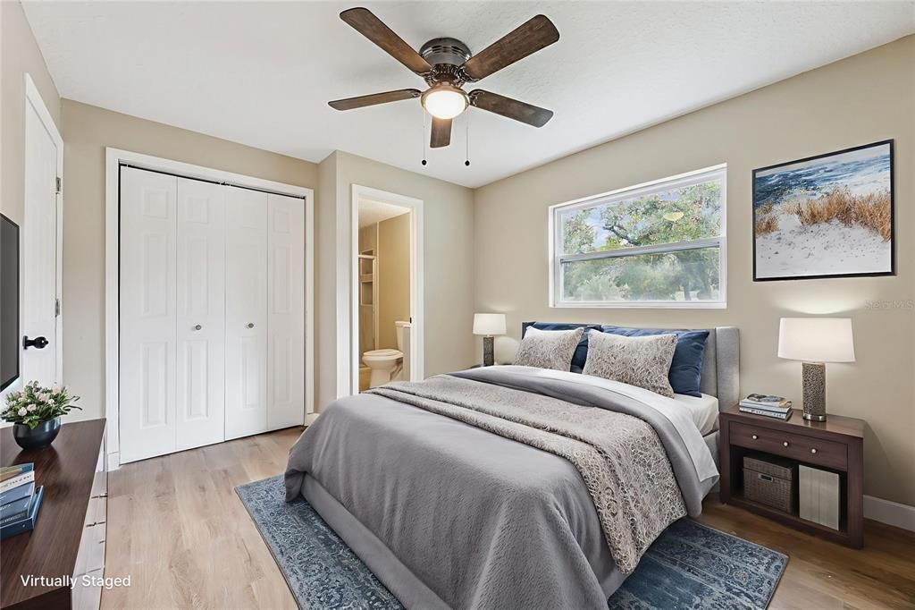 На продажу: $385,000 (4 спален, 2 ванн, 1410 Квадратных фут)