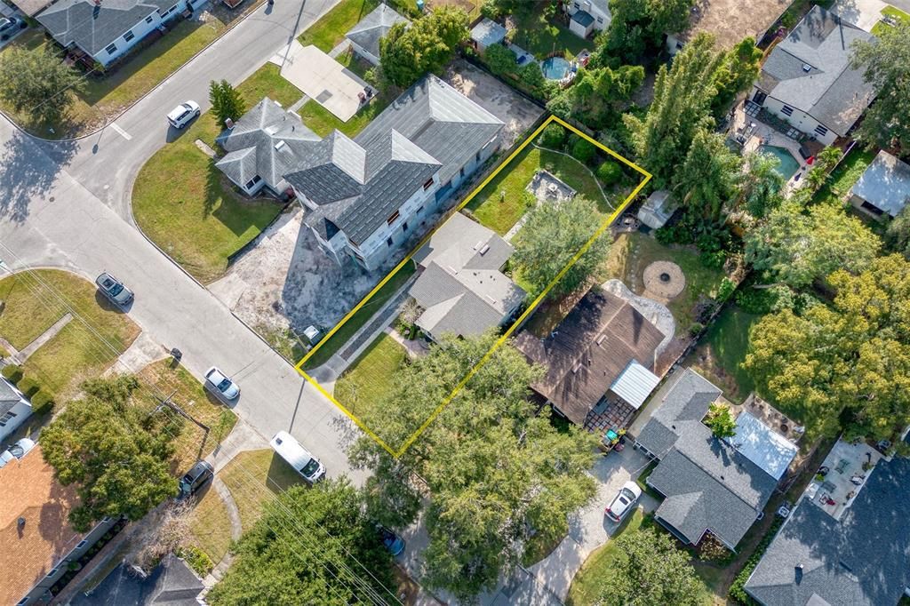 合同活跃: $425,000 (0.15 acres)