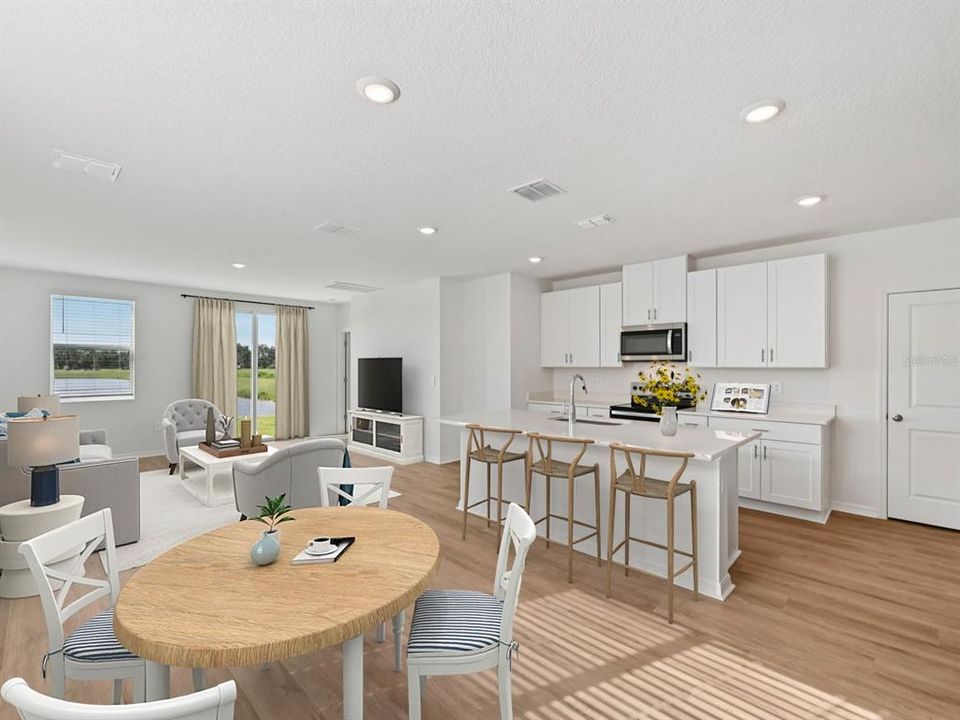 На продажу: $319,810 (4 спален, 2 ванн, 2168 Квадратных фут)