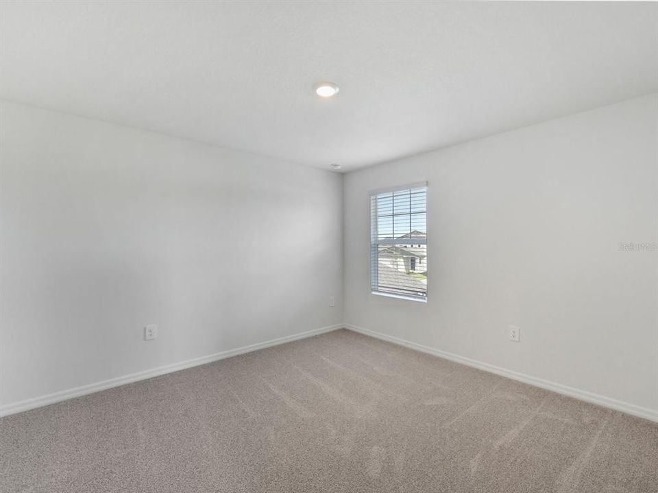 На продажу: $319,810 (4 спален, 2 ванн, 2168 Квадратных фут)