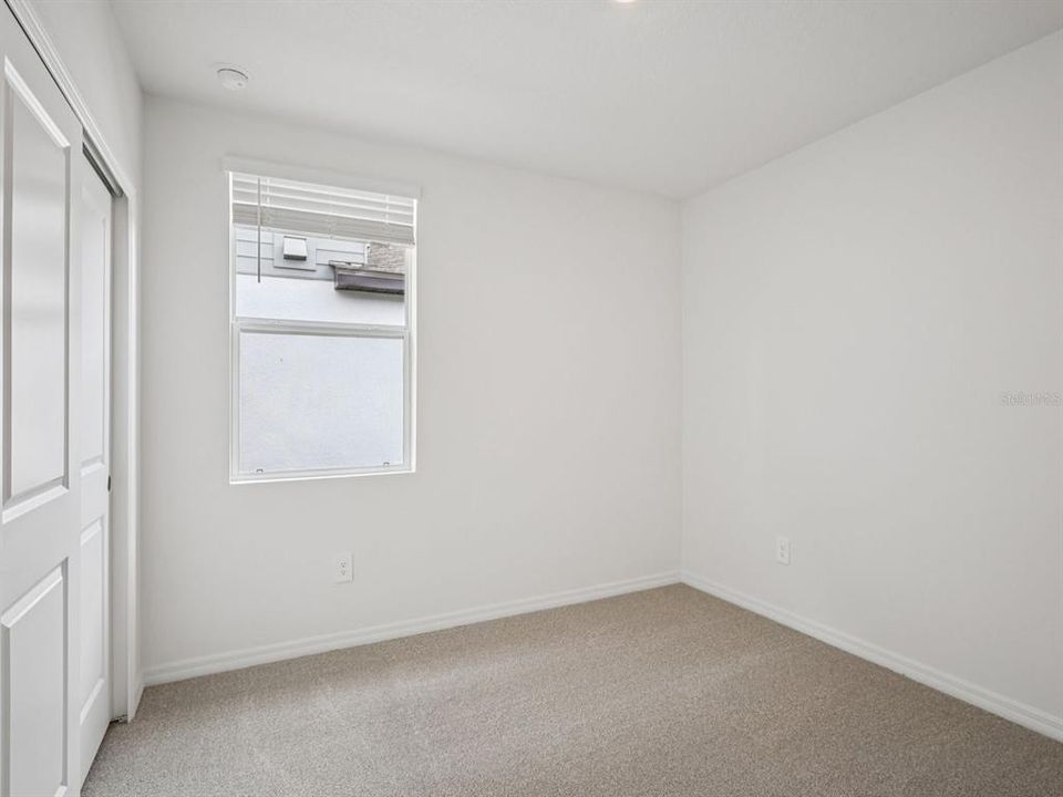 На продажу: $274,470 (3 спален, 2 ванн, 1269 Квадратных фут)