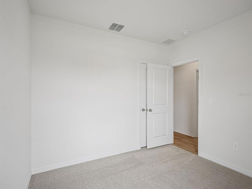 На продажу: $274,470 (3 спален, 2 ванн, 1269 Квадратных фут)