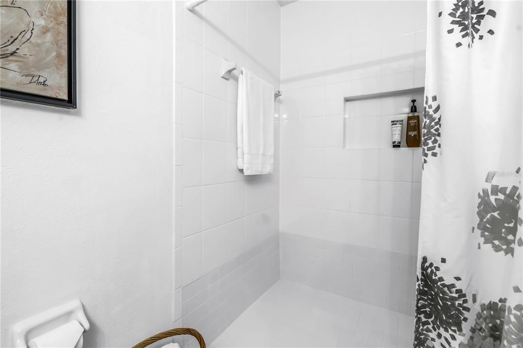 En Renta: $2,650 (2 camas, 2 baños, 1141 Pies cuadrados)