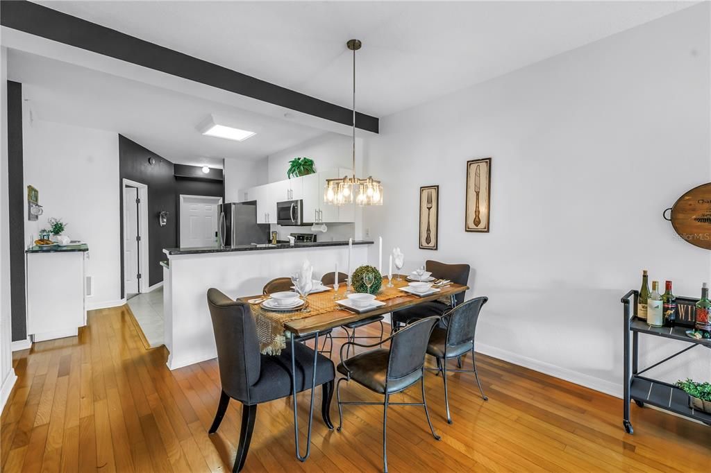 En Renta: $2,650 (2 camas, 2 baños, 1141 Pies cuadrados)