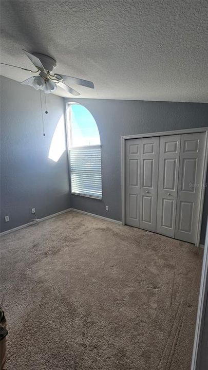 待售: $395,000 (4 贝兹, 3 浴室, 1834 平方英尺)