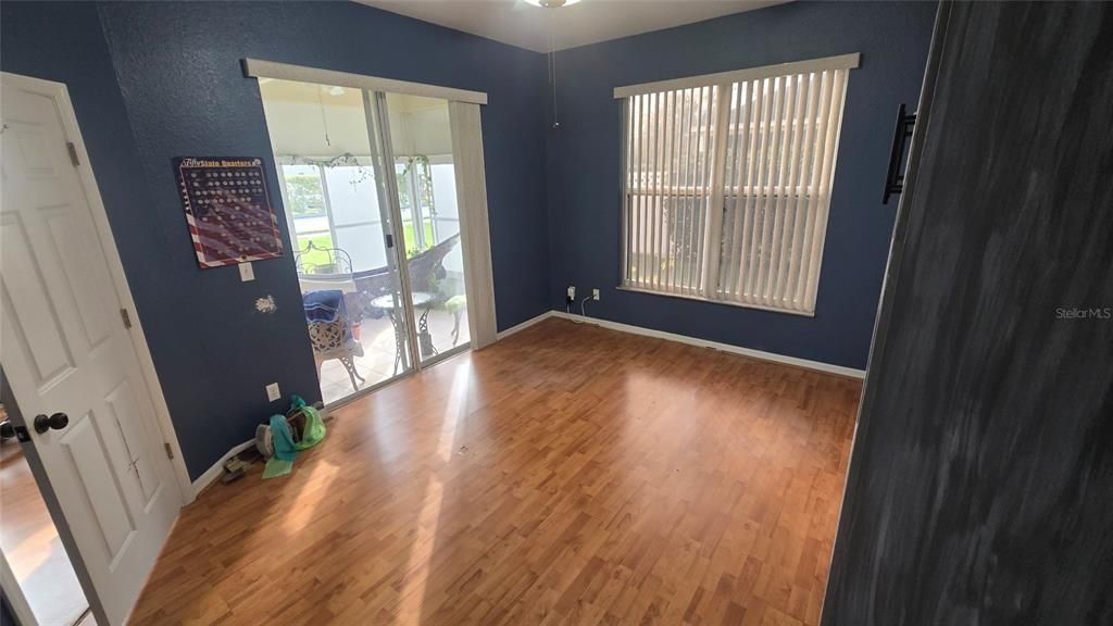 待售: $395,000 (4 贝兹, 3 浴室, 1834 平方英尺)