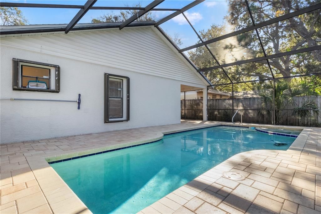 For Rent: $3,300 (3 beds, 2 baths, 1314 Square Feet)