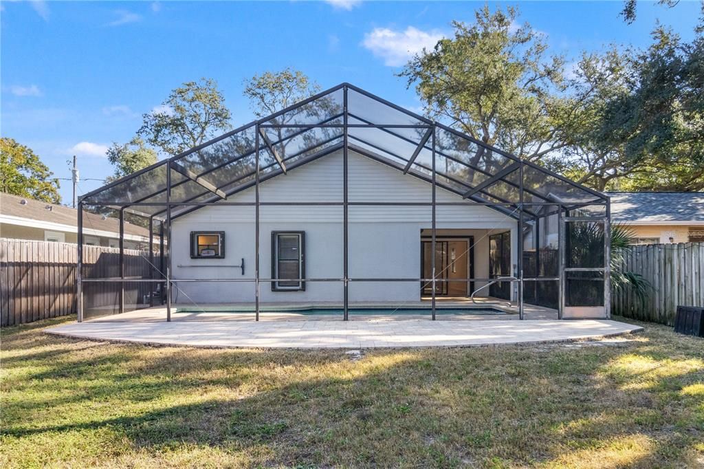 For Rent: $3,300 (3 beds, 2 baths, 1314 Square Feet)