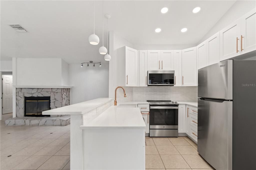 For Rent: $3,300 (3 beds, 2 baths, 1314 Square Feet)