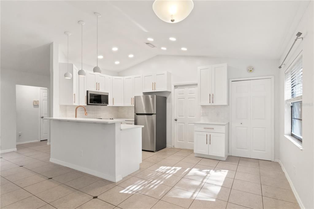 For Rent: $3,300 (3 beds, 2 baths, 1314 Square Feet)