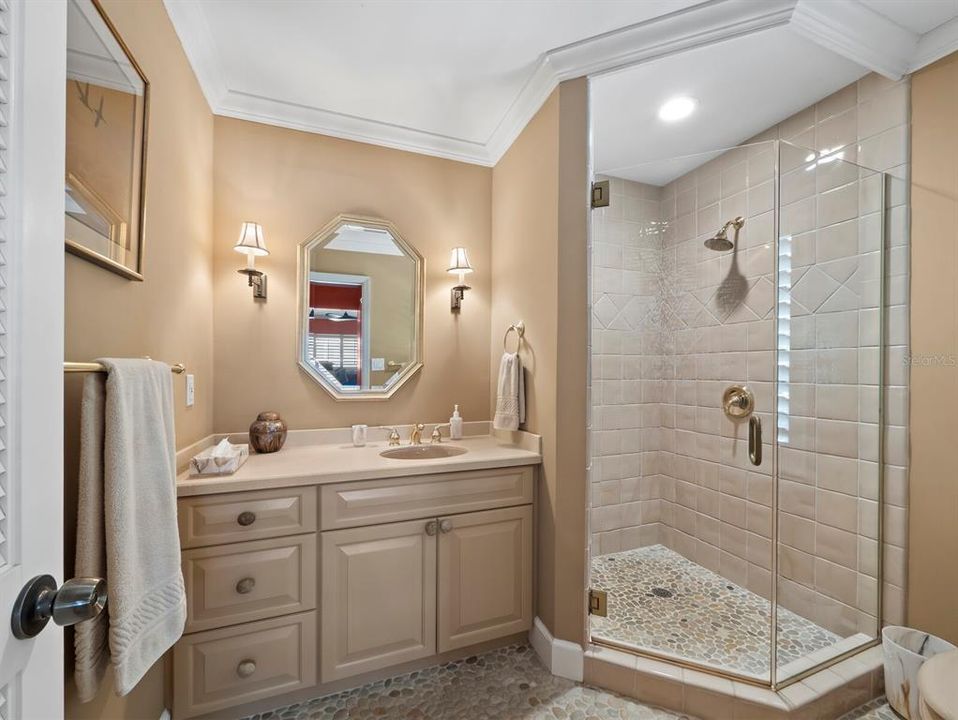 For Sale: $1,348,000 (2 beds, 2 baths, 1587 Square Feet)