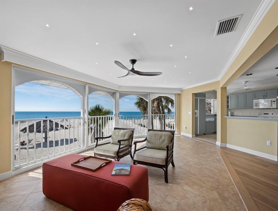 For Sale: $1,348,000 (2 beds, 2 baths, 1587 Square Feet)