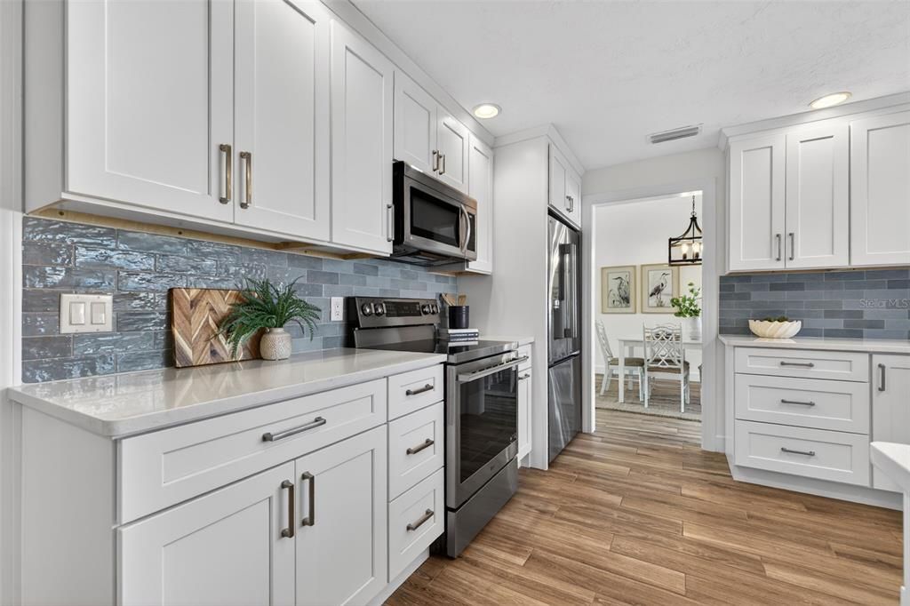 На продажу: $699,000 (4 спален, 2 ванн, 1902 Квадратных фут)