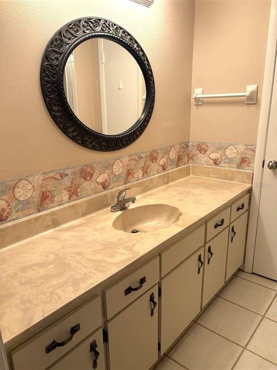 For Rent: $2,000 (2 beds, 2 baths, 1328 Square Feet)