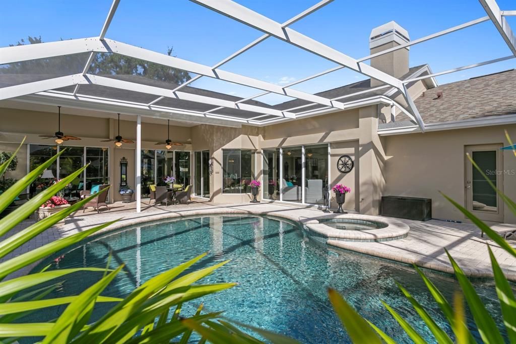 На продажу: $845,000 (4 спален, 3 ванн, 2832 Квадратных фут)