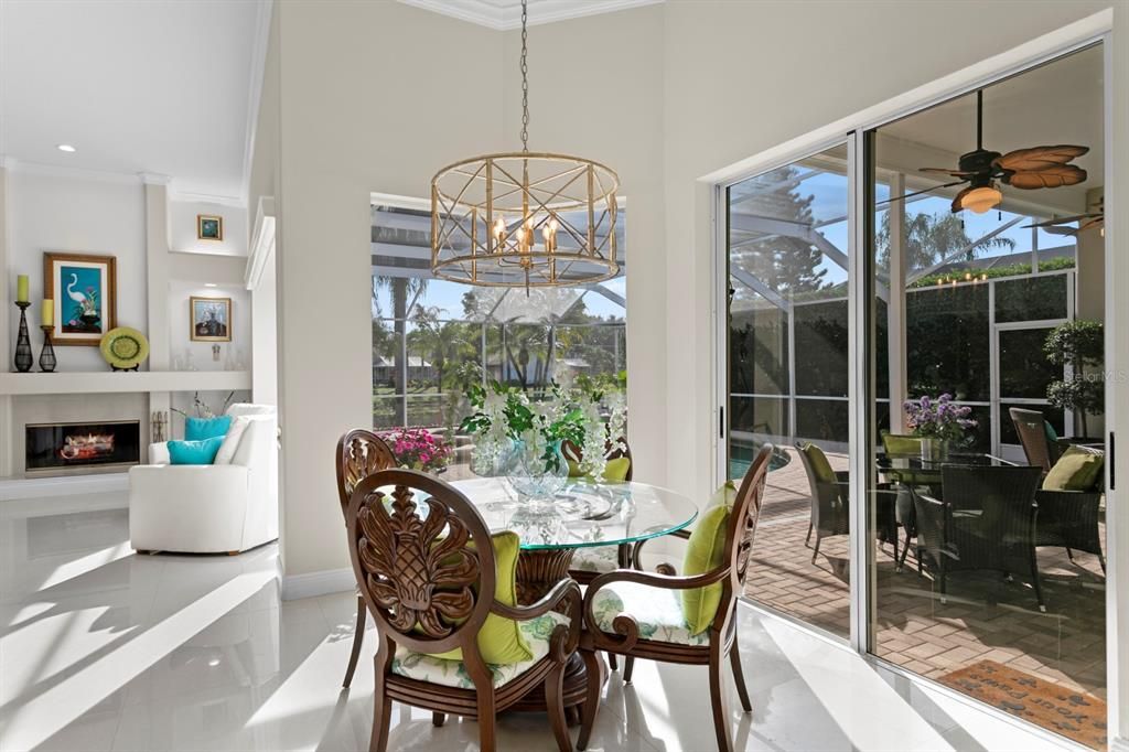 На продажу: $845,000 (4 спален, 3 ванн, 2832 Квадратных фут)