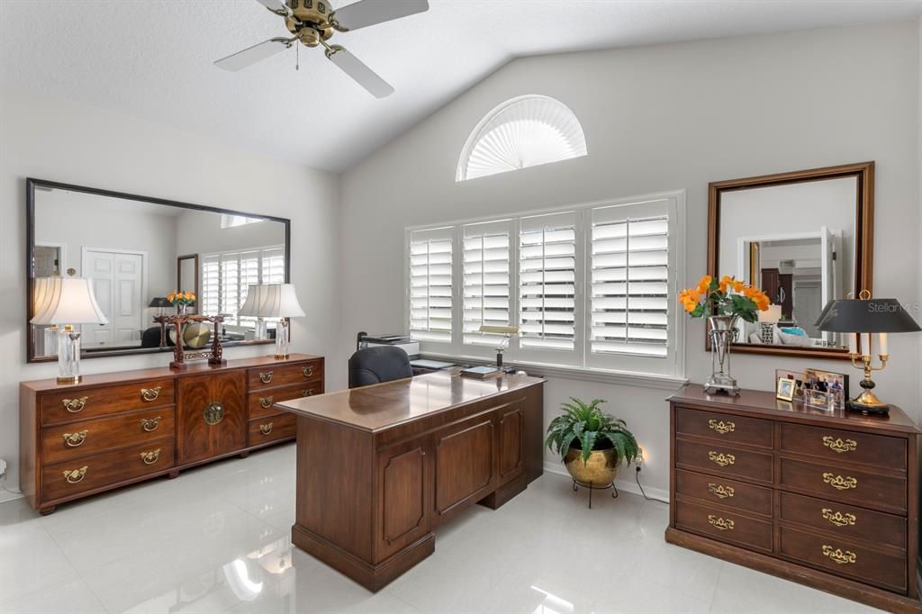 На продажу: $845,000 (4 спален, 3 ванн, 2832 Квадратных фут)