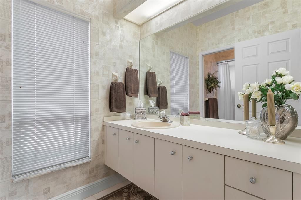 На продажу: $845,000 (4 спален, 3 ванн, 2832 Квадратных фут)