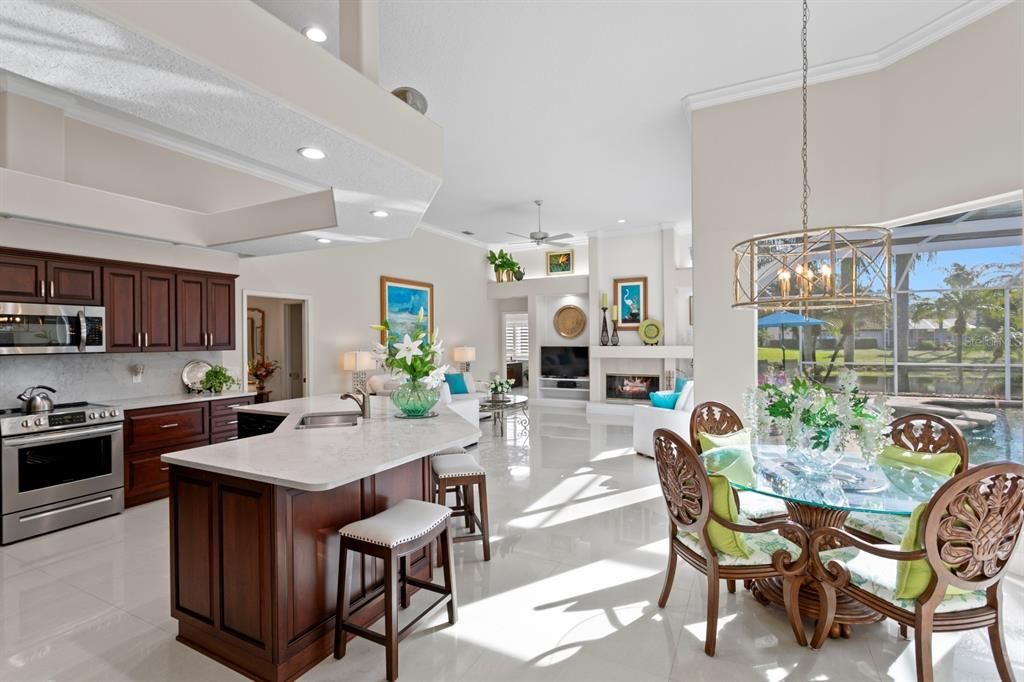 На продажу: $845,000 (4 спален, 3 ванн, 2832 Квадратных фут)