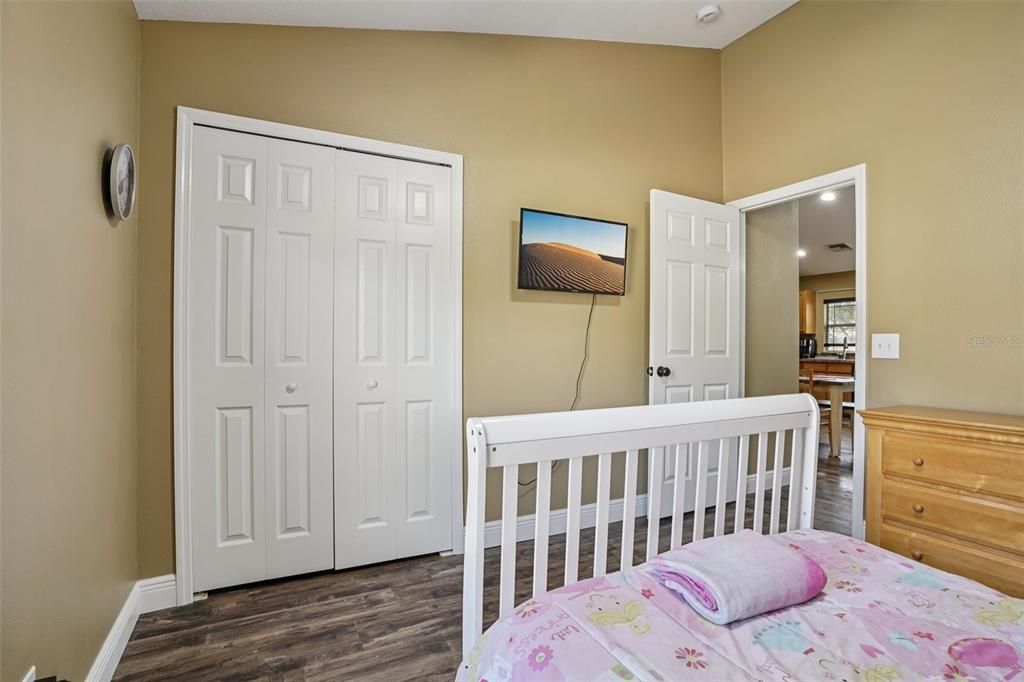 For Sale: $350,000 (3 beds, 2 baths, 1240 Square Feet)