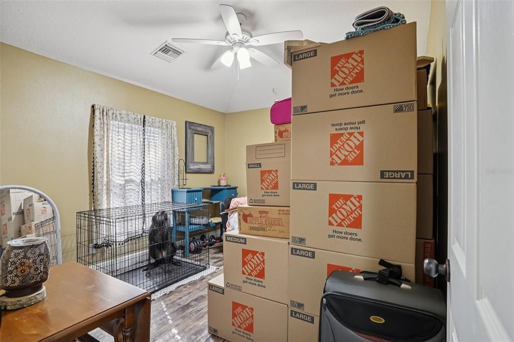 For Sale: $350,000 (3 beds, 2 baths, 1240 Square Feet)