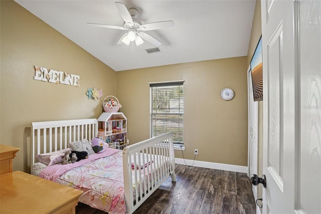 For Sale: $350,000 (3 beds, 2 baths, 1240 Square Feet)