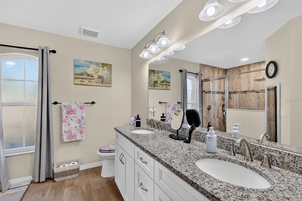 For Sale: $386,000 (3 beds, 2 baths, 1522 Square Feet)