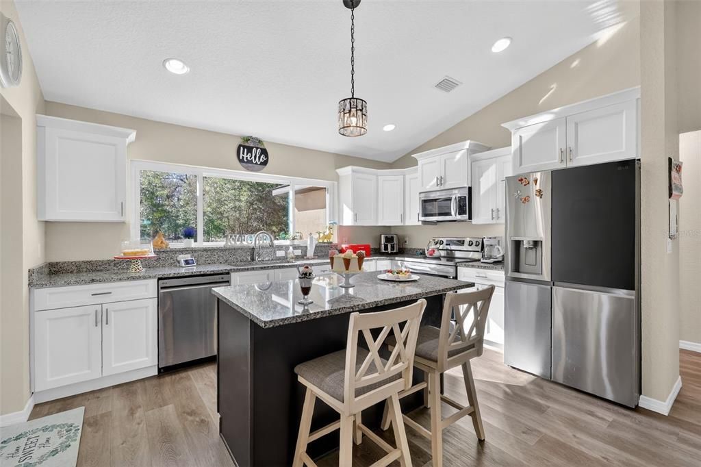 For Sale: $386,000 (3 beds, 2 baths, 1522 Square Feet)